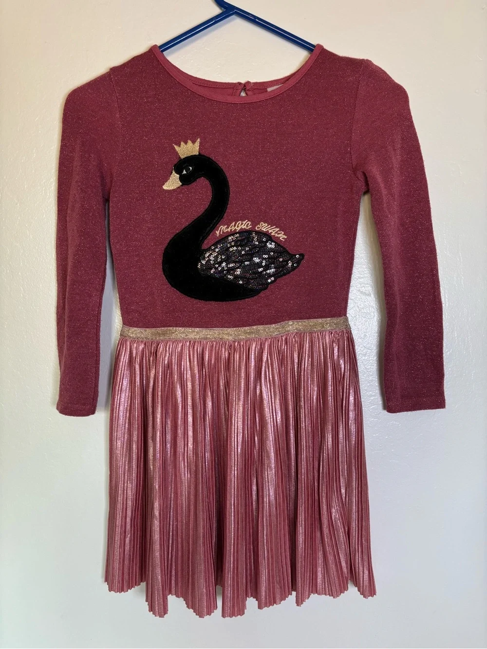Elegant Hot Pink Long Sleeve Dress with Swan Design